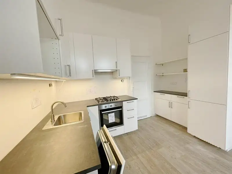 Pronájem bytu 3+kk 75 m², Praha – náhled fotky 3