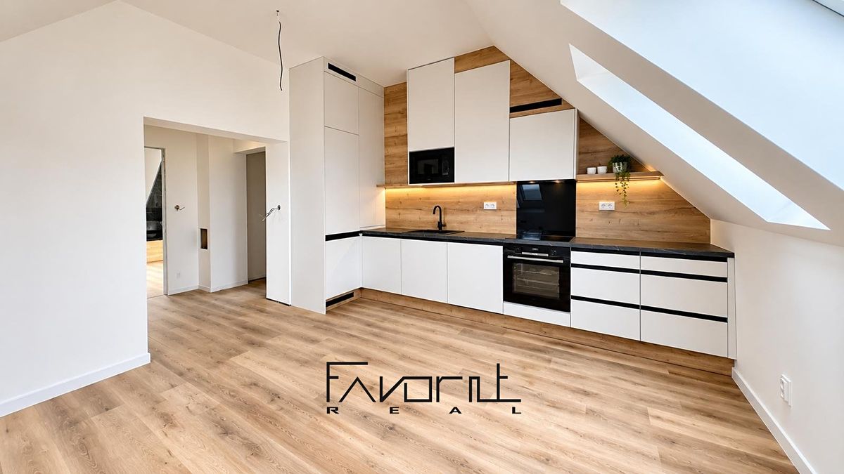 Pronájem bytu 2+kk 42 m² – fotografie 2