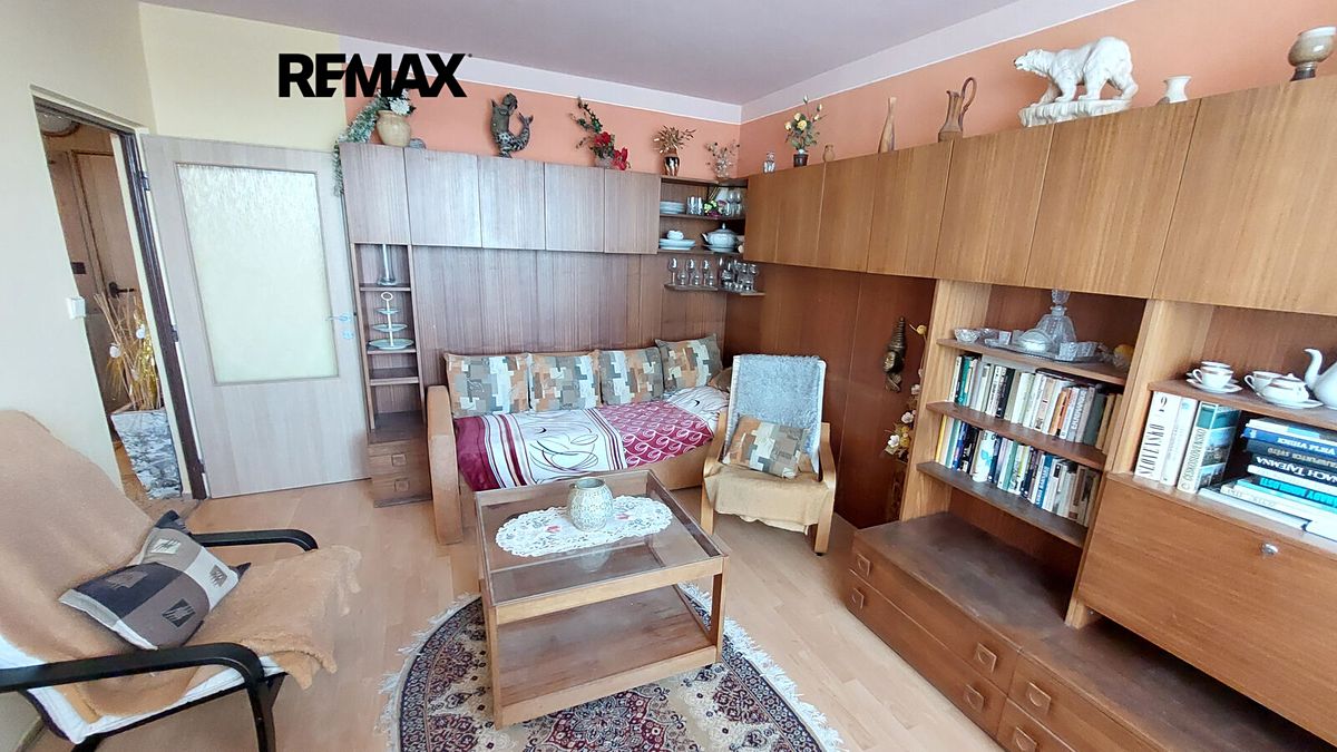 Pronájem bytu 2+1 56 m² – fotografie 2