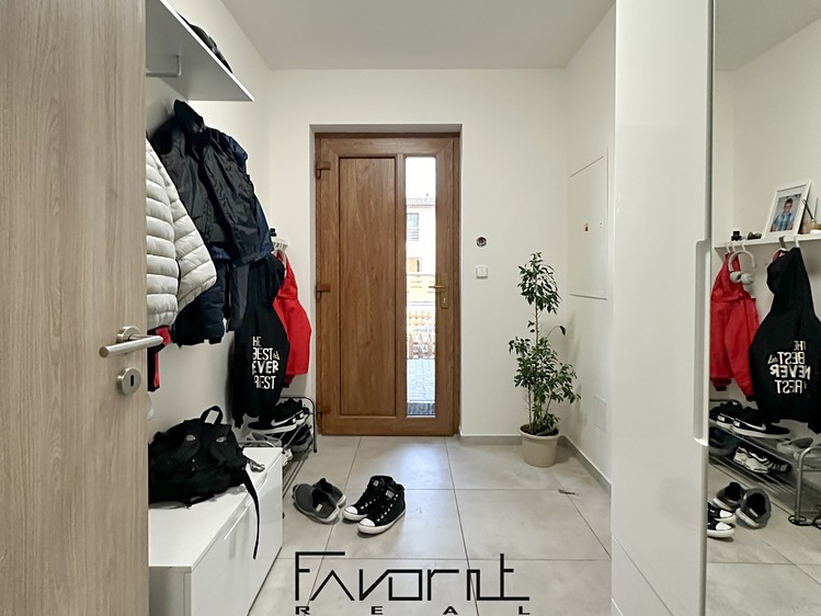 Prodej domu, 129 m² (6 z 17)