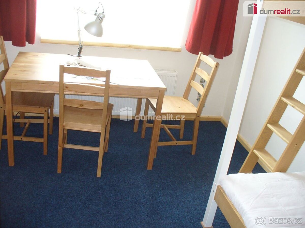 Pronájem bytu pokoje 12 m² – fotografie 3