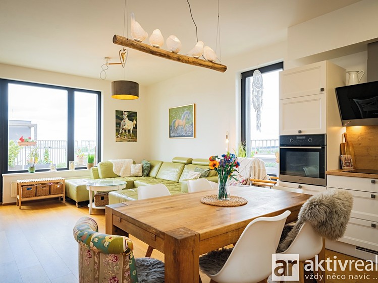 Prodej bytu 3+kk, 166 m² (1 z 27)