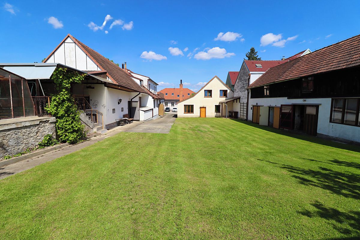 Prodej rodinného domu 171 m², pozemek 2693 m² – fotografie 5