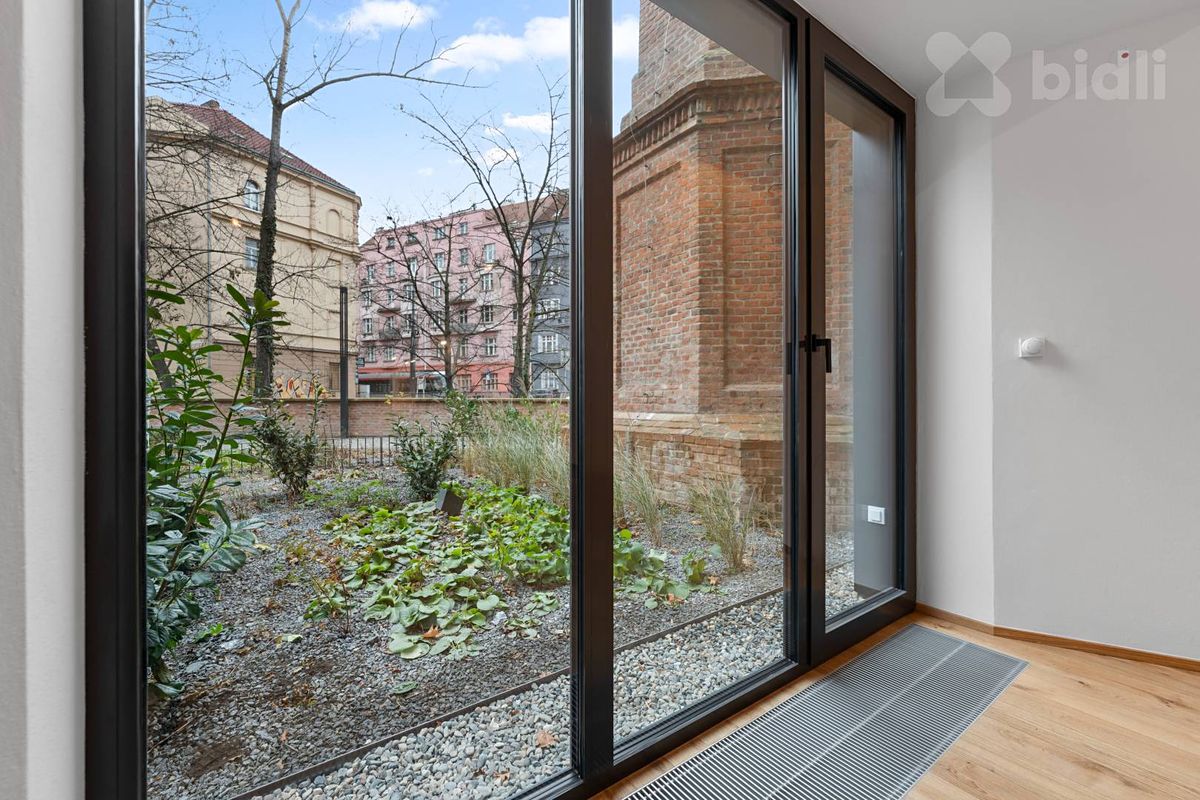 Pronájem bytu 1+kk 41 m² – fotografie 4