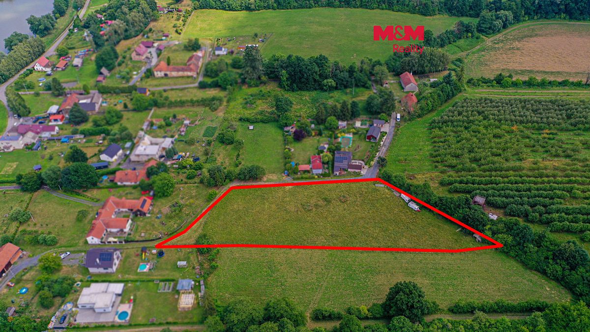 Prodej stavebního pozemku 5462 m²