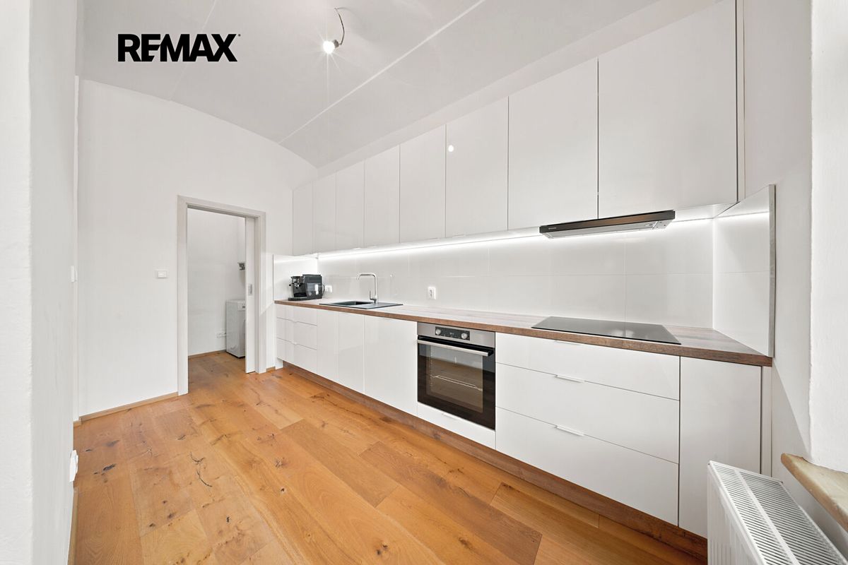 Prodej bytu 3+kk 81 m² – fotografie 2