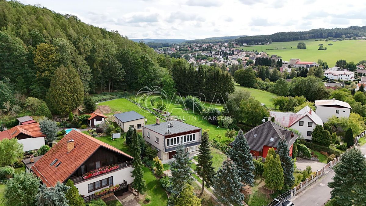 Prodej rodinného domu 165 m², pozemek 1265 m² – fotografie 5