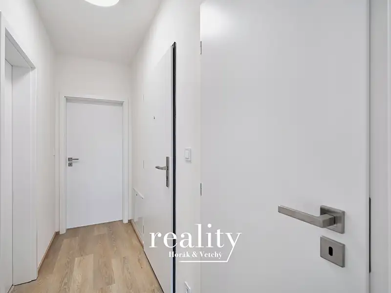 Pronájem bytu 2+kk 49 m², Znojmo – náhled fotky 3