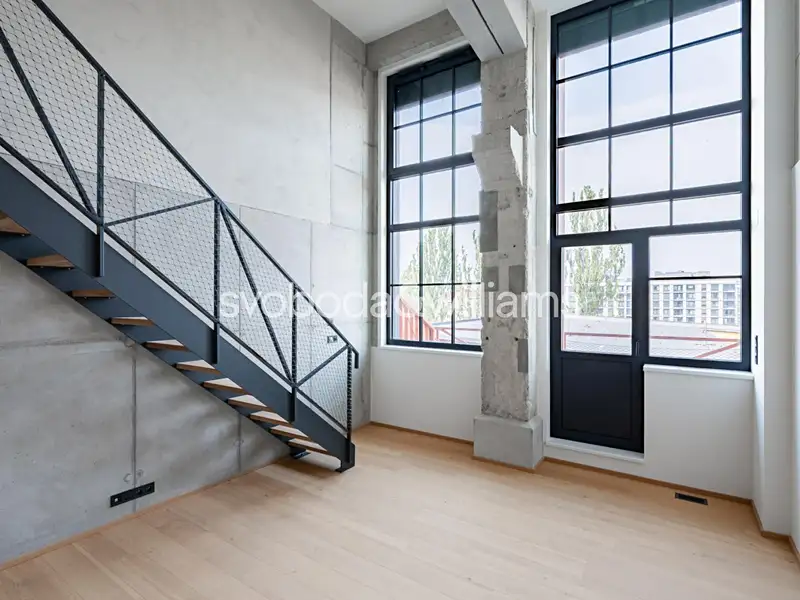 Prodej bytu 2+kk 77 m², Praha – náhled fotky 1