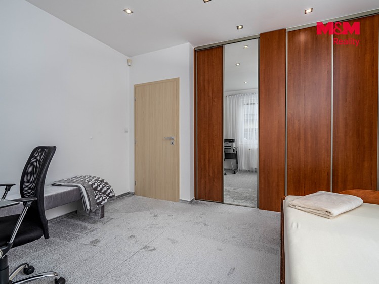 Haus zum Kauf, 177 m² (7 von 22)