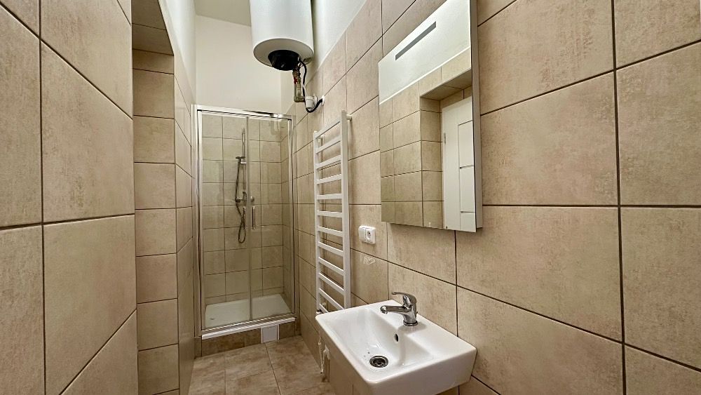 Pronájem bytu 2+kk 44 m² – fotografie 2
