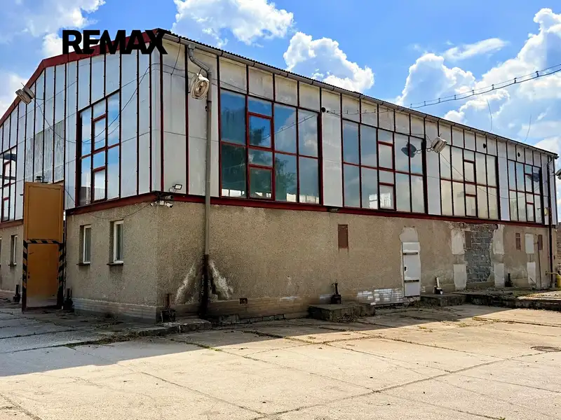 Pronájem výrobní haly, prostoru 345 m², Ostrava – náhled fotky 1