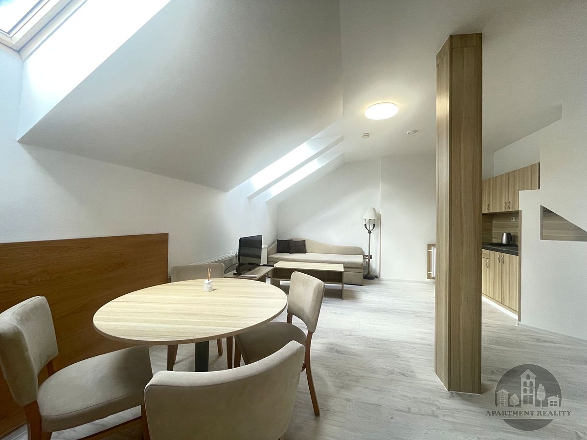 Pronájem bytu 3+kk 70 m² – fotografie 3