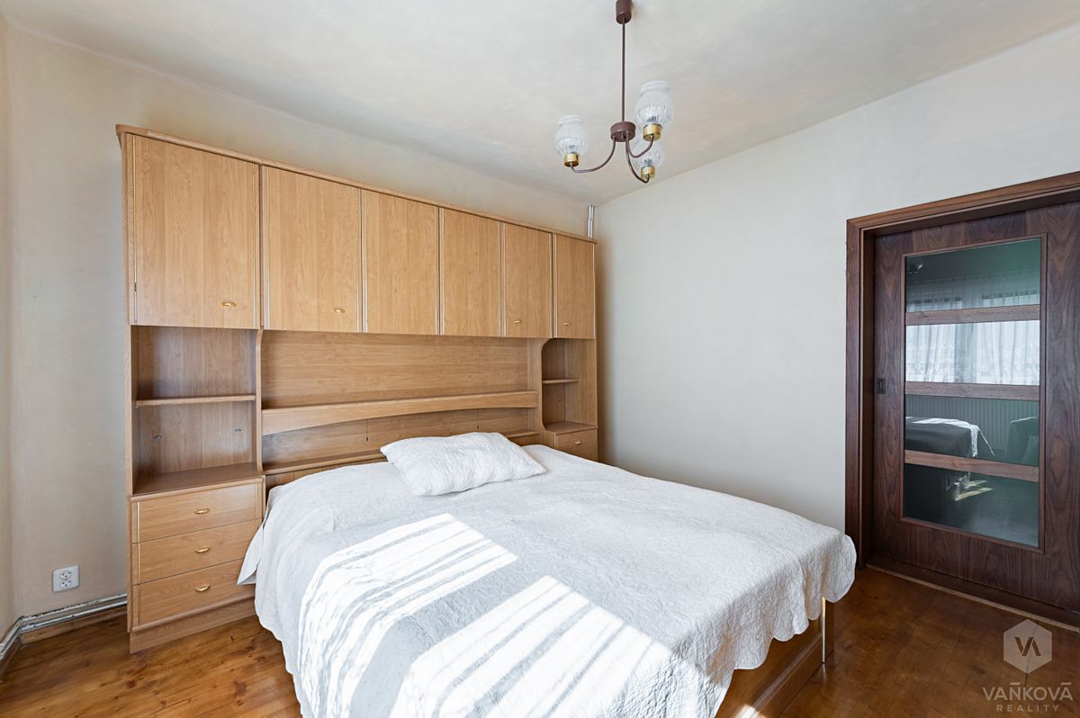 Prodej rodinného domu 150 m², pozemek 639 m² – fotografie 4