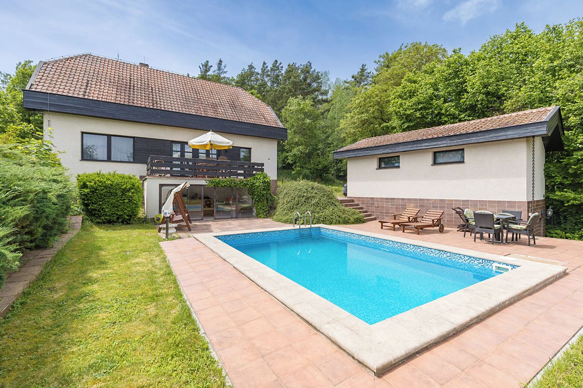 Prodej rodinného domu 145 m², pozemek 5188 m² – fotografie 2