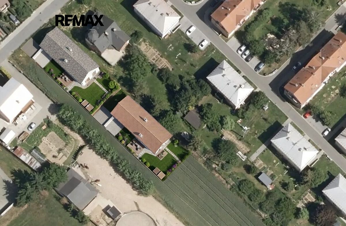 Prodej stavebního pozemku 679 m² – fotografie 2