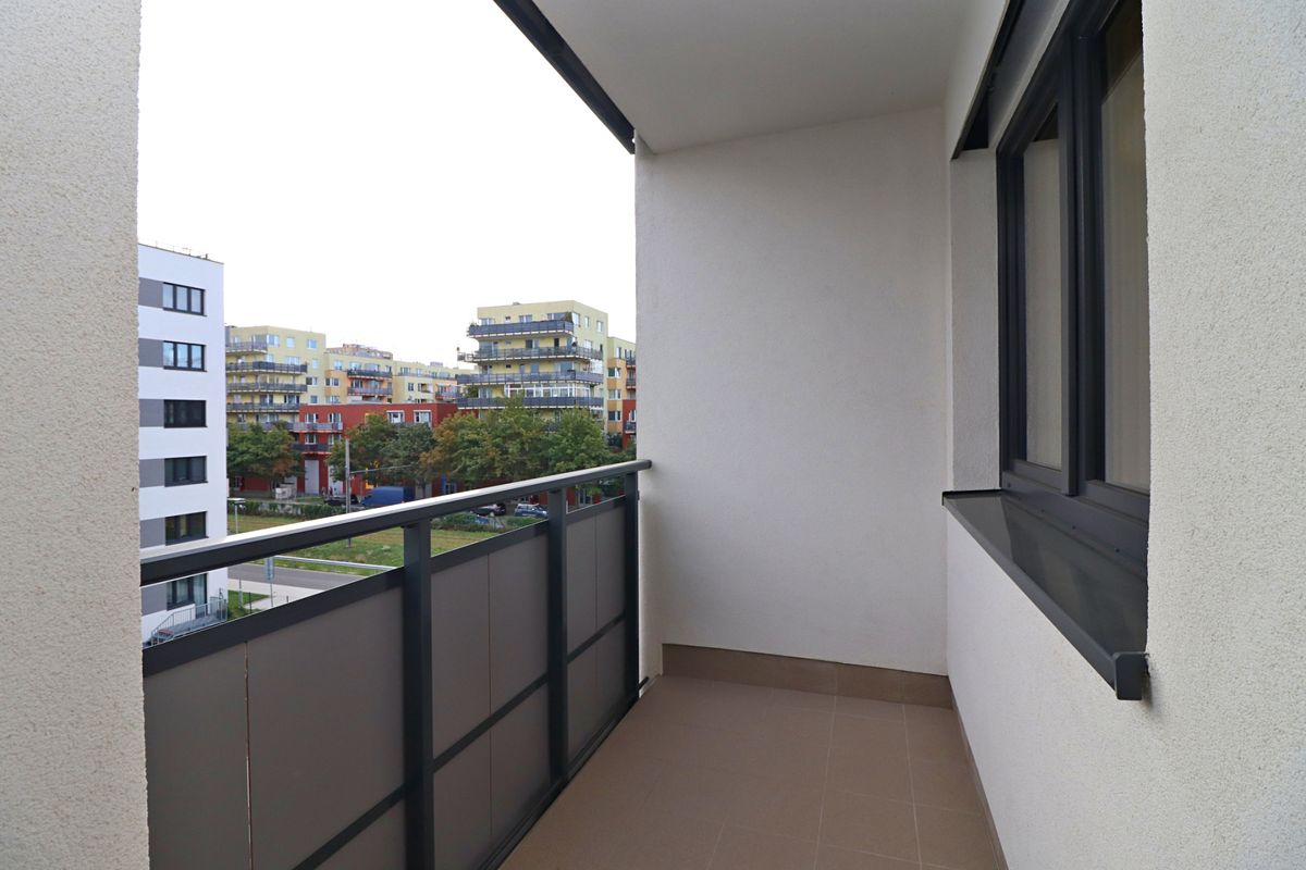 Pronájem bytu 2+kk 45 m² – fotografie 4