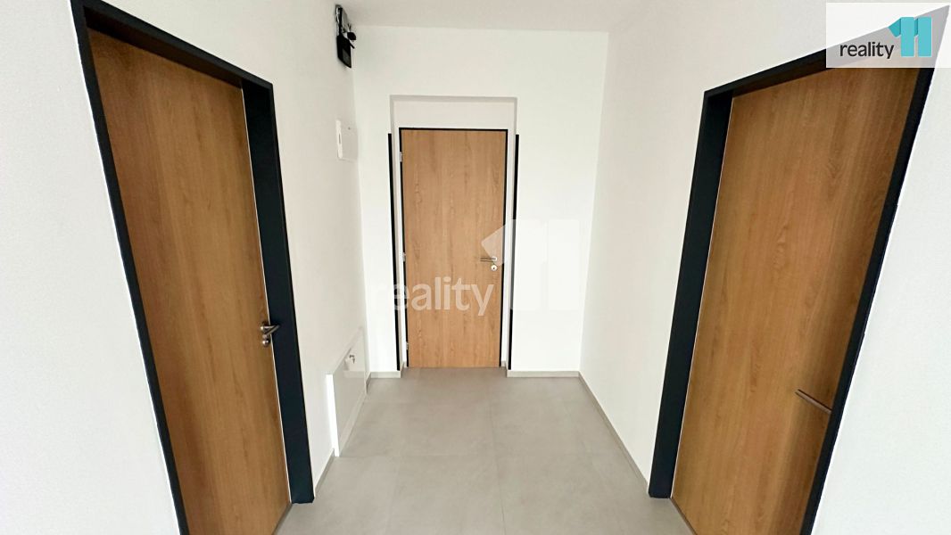 Pronájem bytu 2+kk 61 m² – fotografie 5