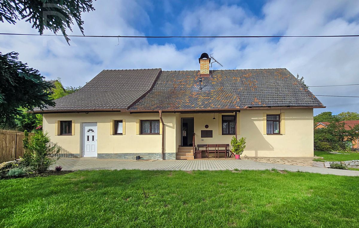 Pronájem rodinného domu 110 m², pozemek 513 m² – fotografie 2