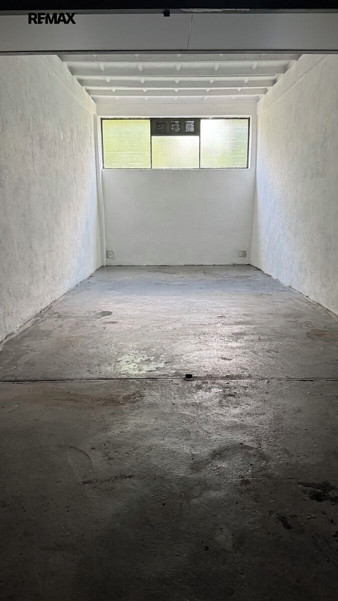 Pronájem garáže 16 m² – fotografie 3