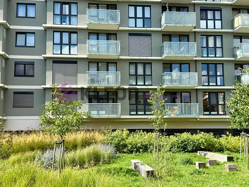 Prodej bytu 2+kk 57 m², Praha – náhled fotky 2