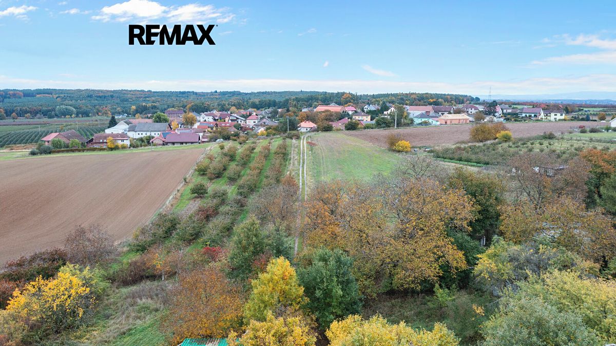 Prodej stavebního pozemku 24402 m² – fotografie 3