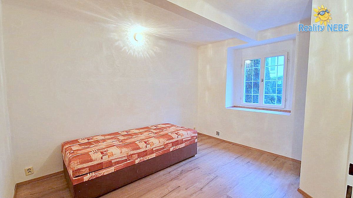 Pronájem bytu 1+kk 16 m² – fotografie 5