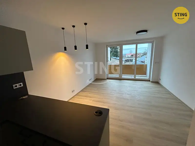 Pronájem bytu 2+kk 56 m², Pardubice – náhled fotky 2