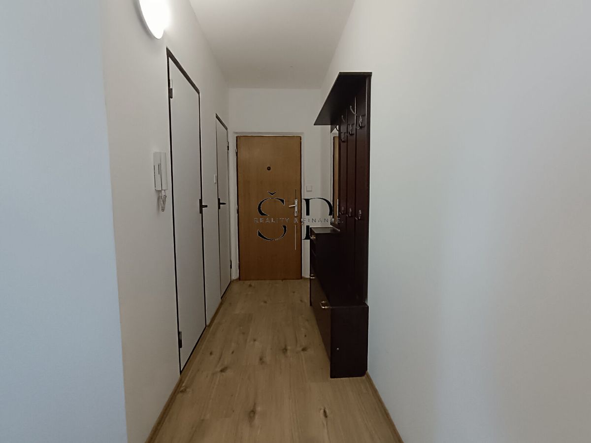 Pronájem bytu 3+1 62 m² – fotografie 2