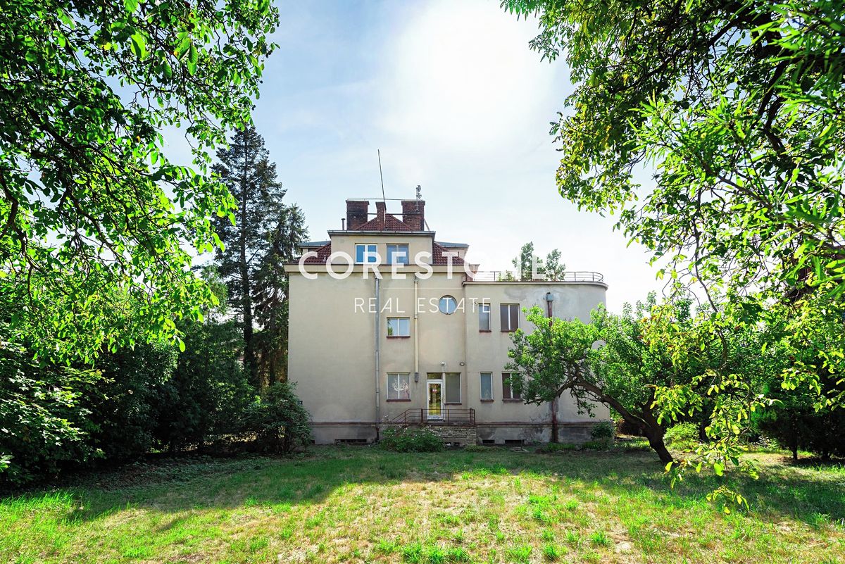 Prodej vily 489 m², pozemek 1266 m²