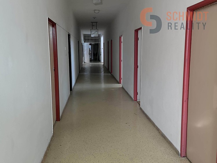 Комерційне приміщення на продаж, 4 000 м² (9 з 17)