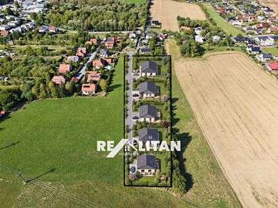 Prodej stavebního pozemku 4093 m²