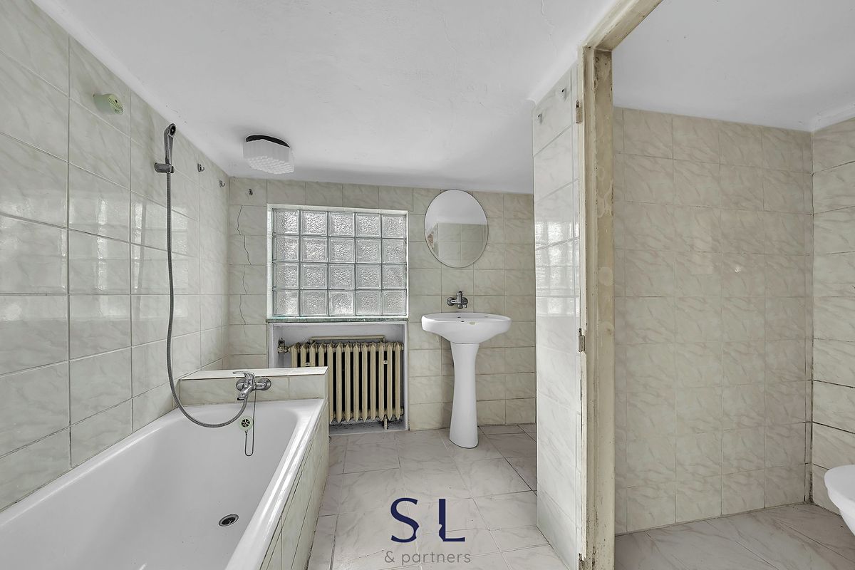 Prodej rodinného domu 180 m², pozemek 752 m² – fotografie 4