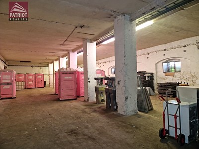 Комерційне приміщення в оренду, 3 200 м² (3 з 8)