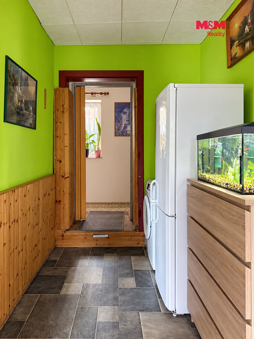 Prodej rodinného domu 90 m², pozemek 988 m² – fotografie 5