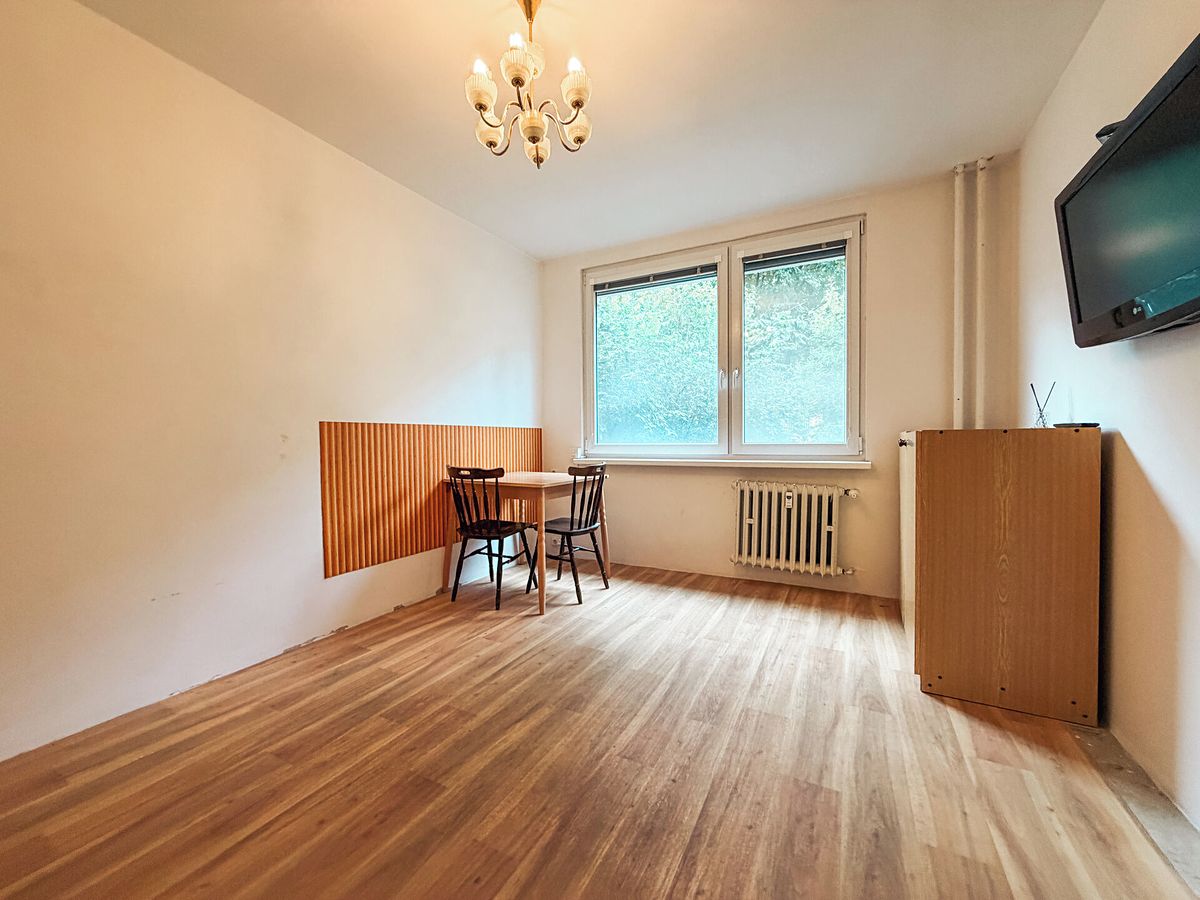 Pronájem bytu pokoje 12 m² – fotografie 2