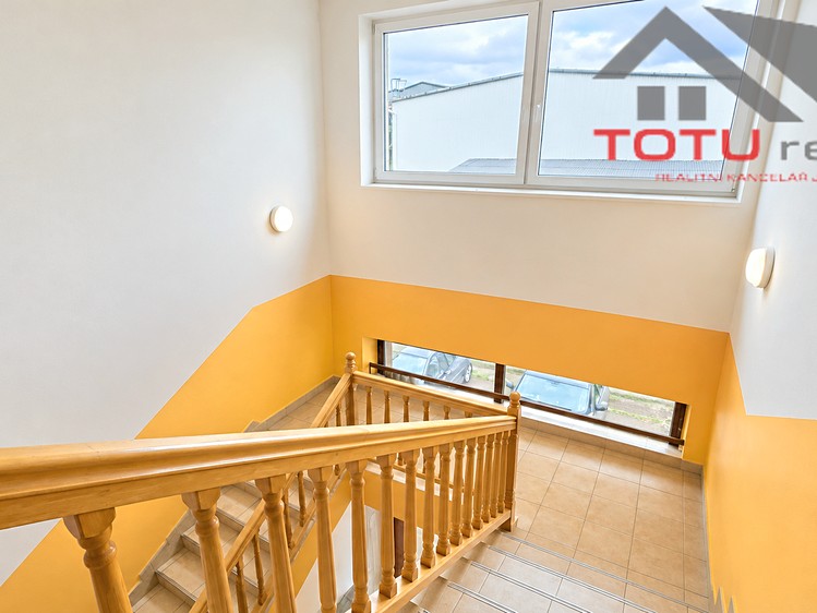 Gewerbefläche zum Kauf, 1.058 m² (9 von 30)