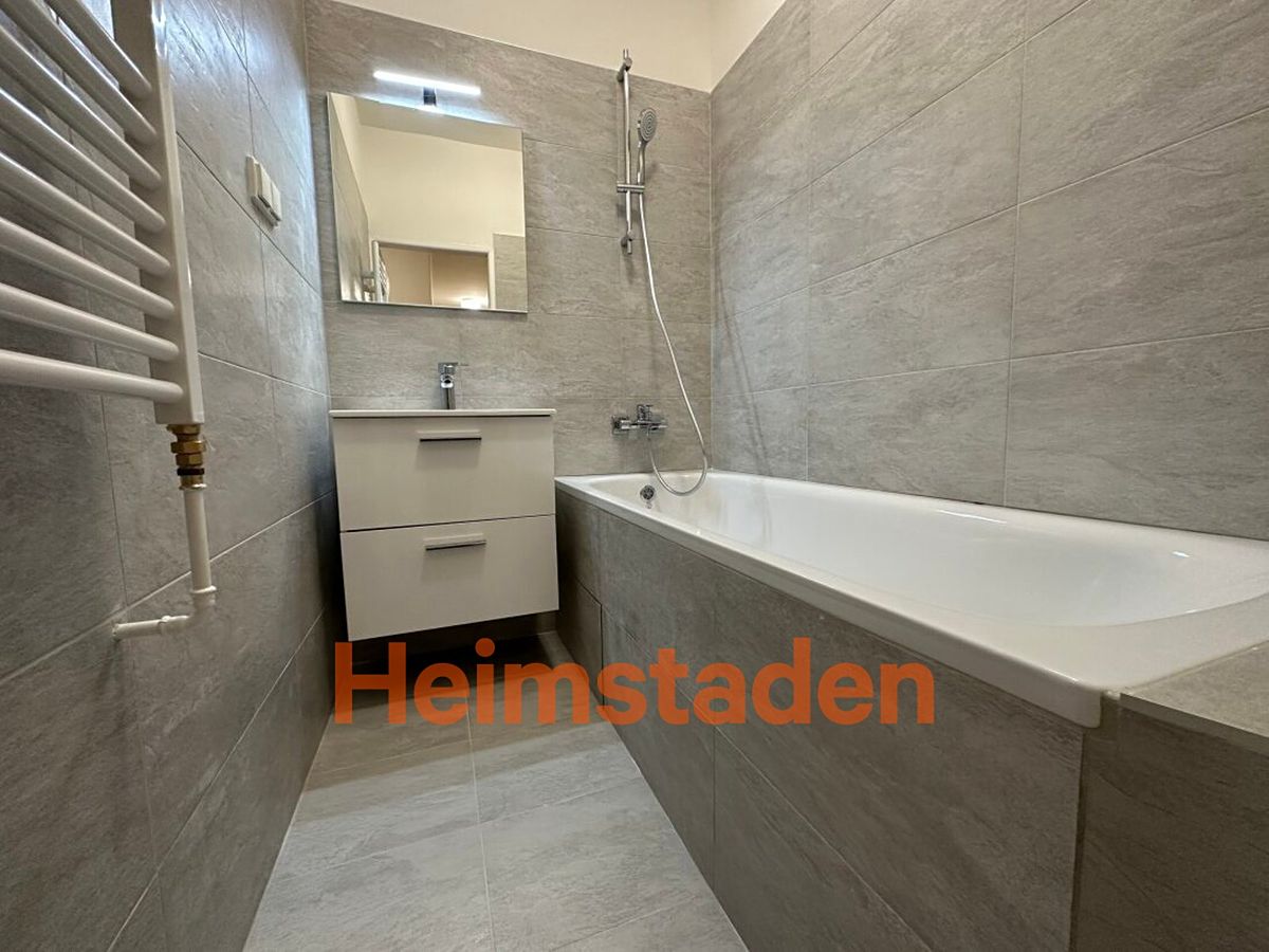 Pronájem bytu 1+1 40 m² – fotografie 4