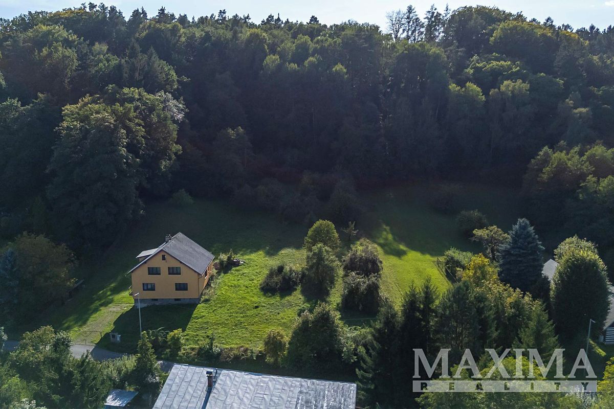 Prodej stavebního pozemku 3738 m² – fotografie 3