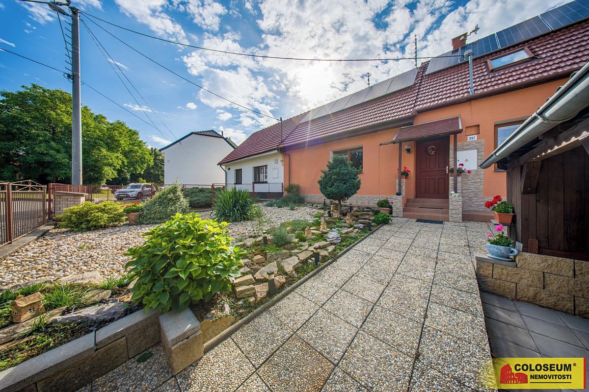 Prodej rodinného domu 95 m², pozemek 696 m²