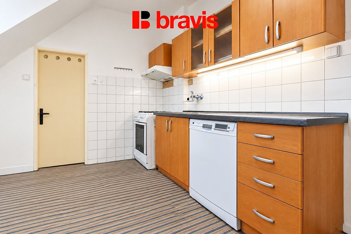 Pronájem bytu 2+1 63 m² – fotografie 2