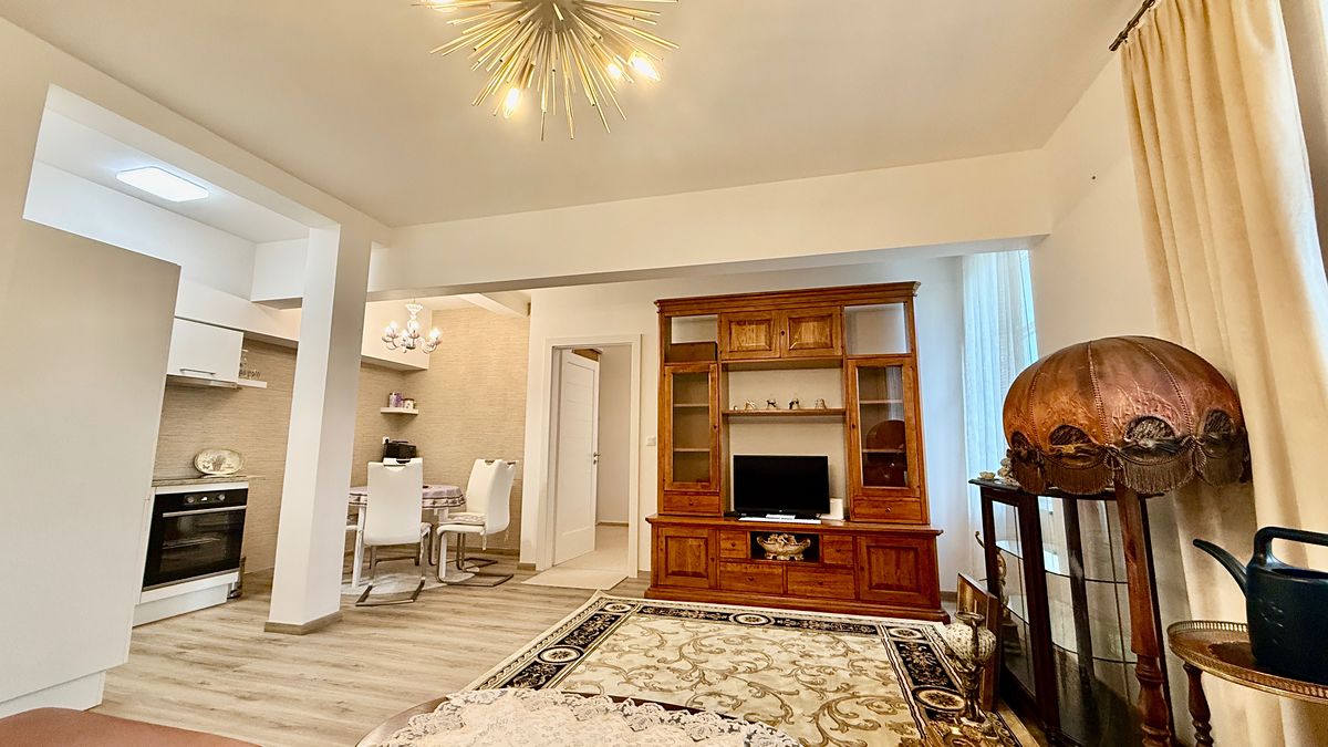Pronájem bytu 2+kk 65 m² – fotografie 3