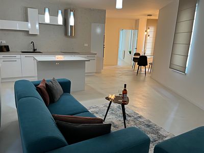 Pronájem bytu 3+kk 89 m²