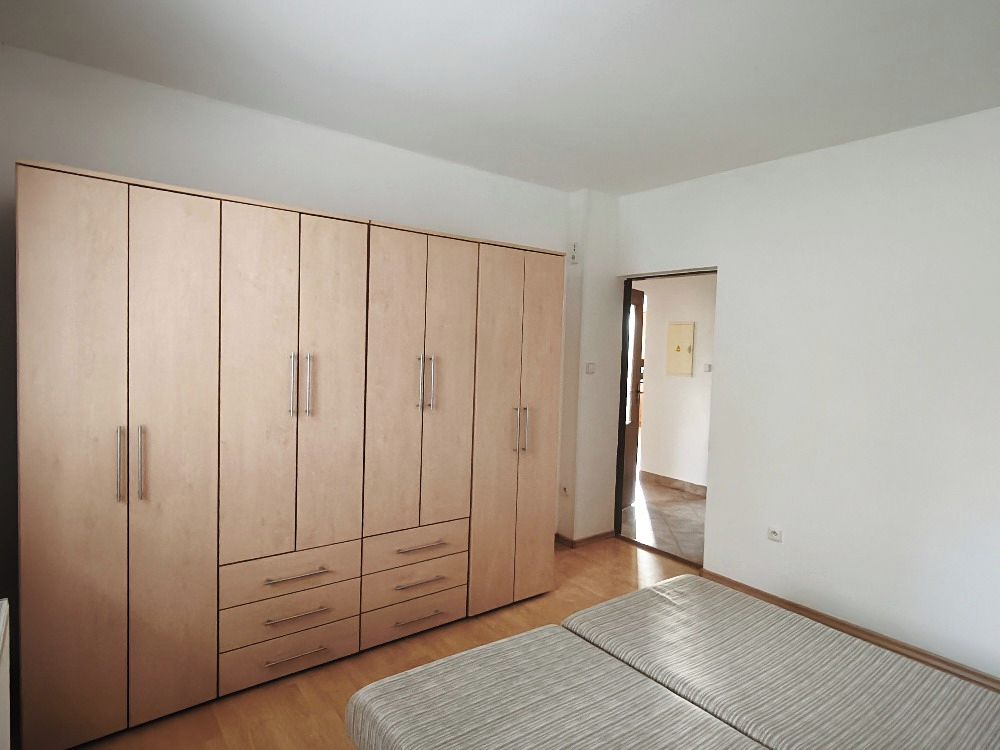Pronájem bytu 3+kk 94 m² – fotografie 3
