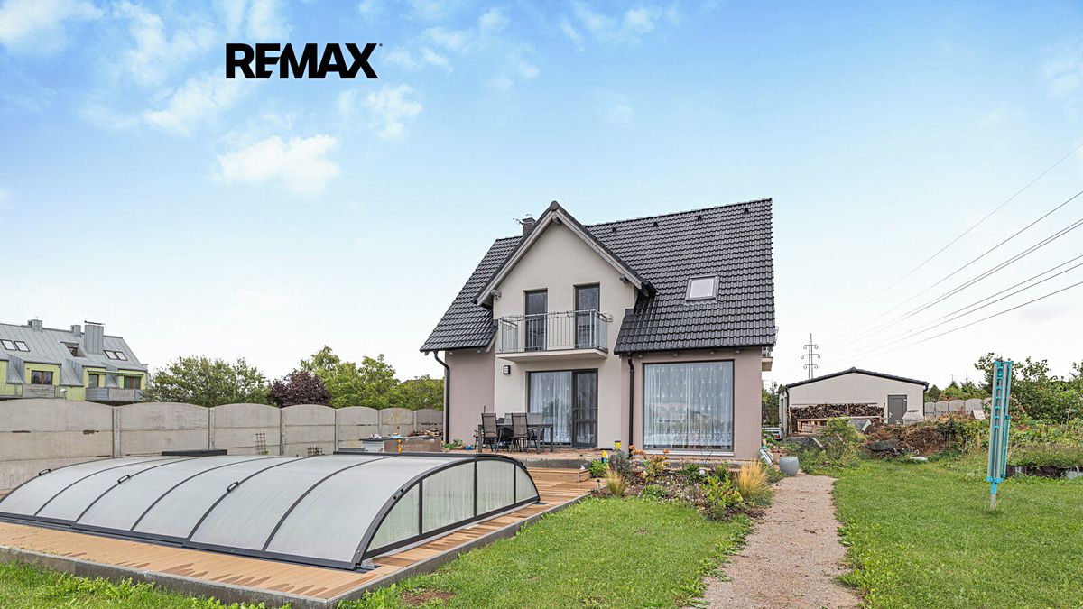 Prodej rodinného domu 147 m², pozemek 2074 m²