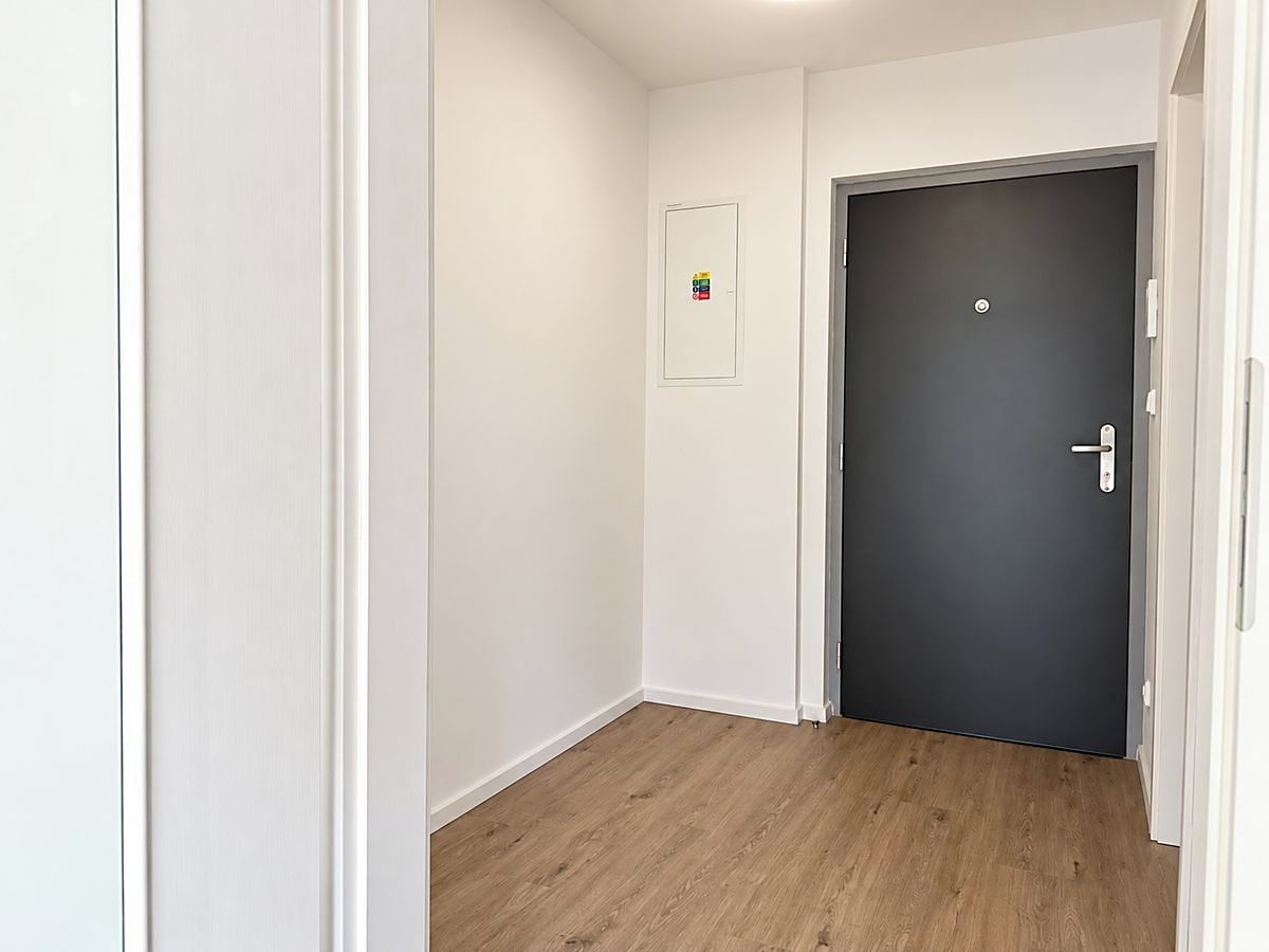 Pronájem bytu 1+kk 34 m² – fotografie 4