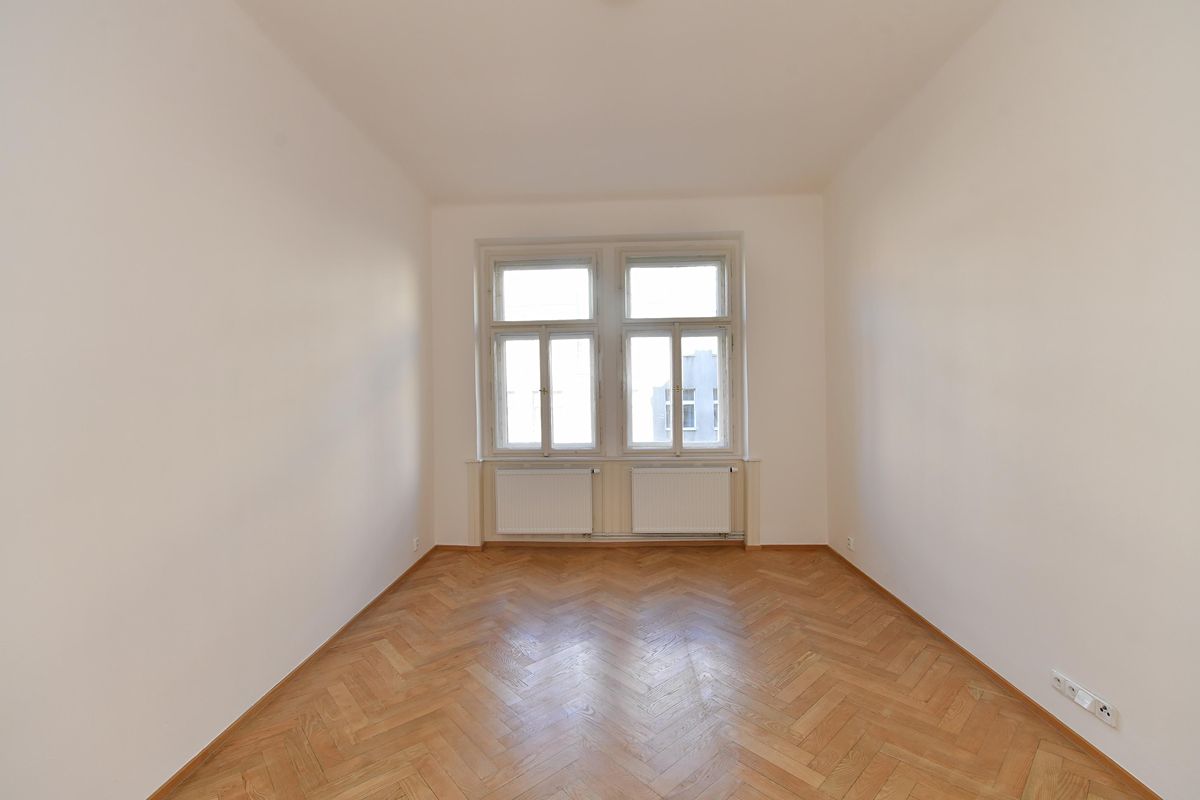 Pronájem bytu 2+kk 58 m² – fotografie 2