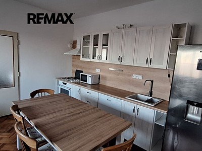 Pronájem  rodinného domu 114 m², pozemek 165 m²