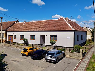 Prodej rodinného domu 231 m², pozemek 794 m²