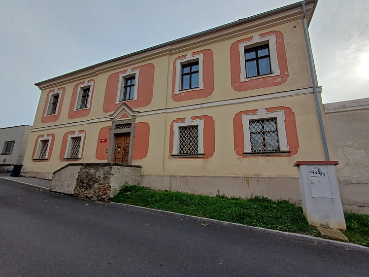 Prodej komerčního prostoru, 265 m² (3 z 8)